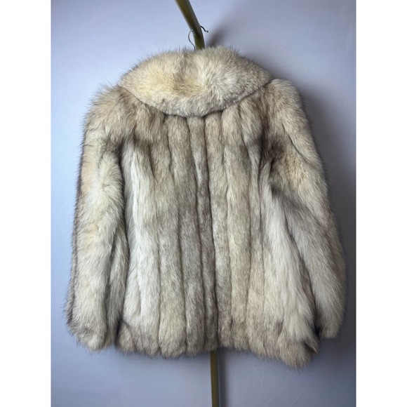 Saga Furs Luxurious Fox Fur Coat Sz. L - Picture 8 of 14